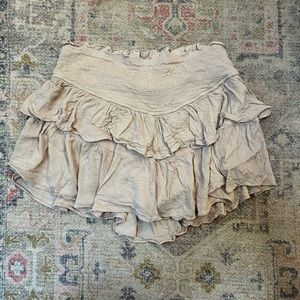 Tan mustard seed skirt.